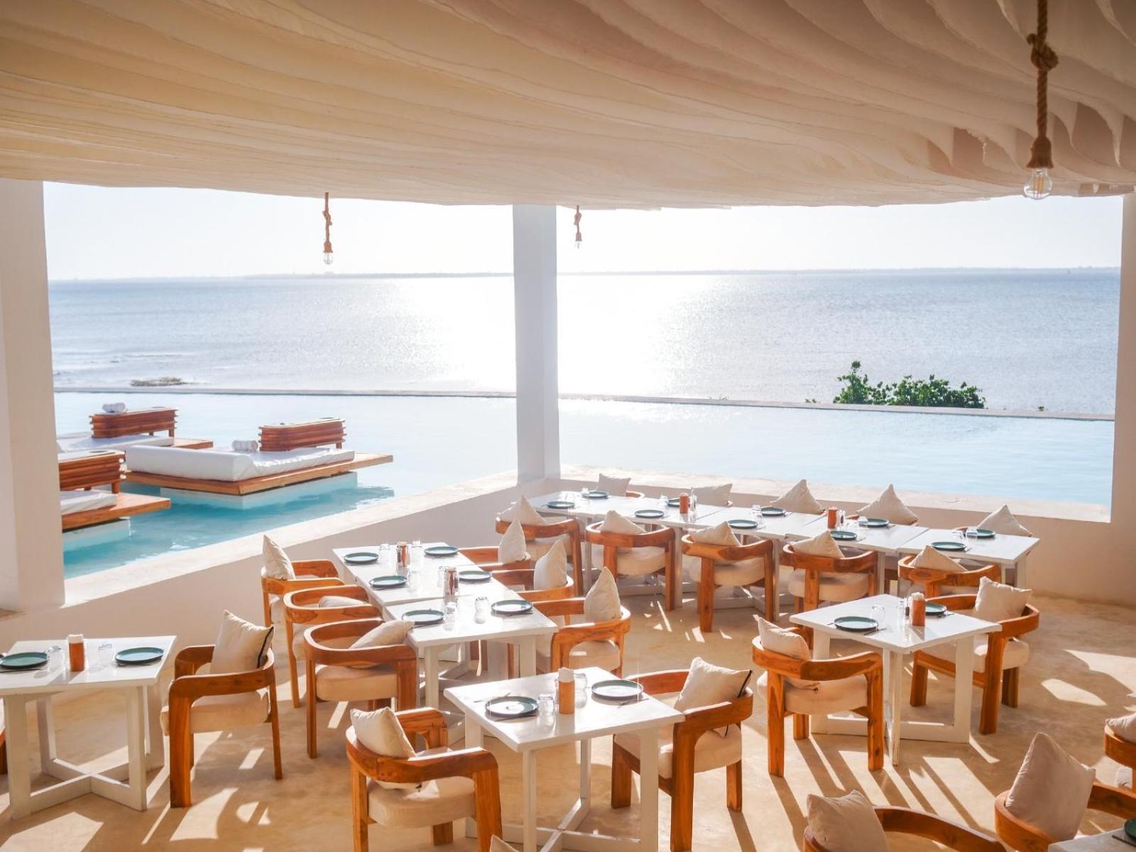 Отель Le Saint Tropez Kidoti Экстерьер фото